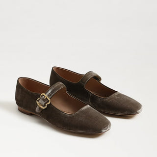 Michaela Flat- Silver